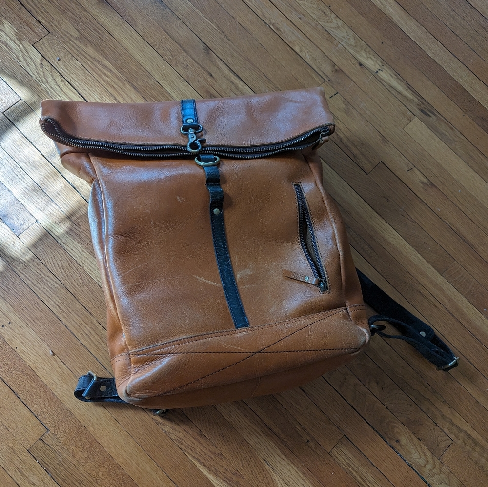 Kalating Kendal - Leather Roll Pack